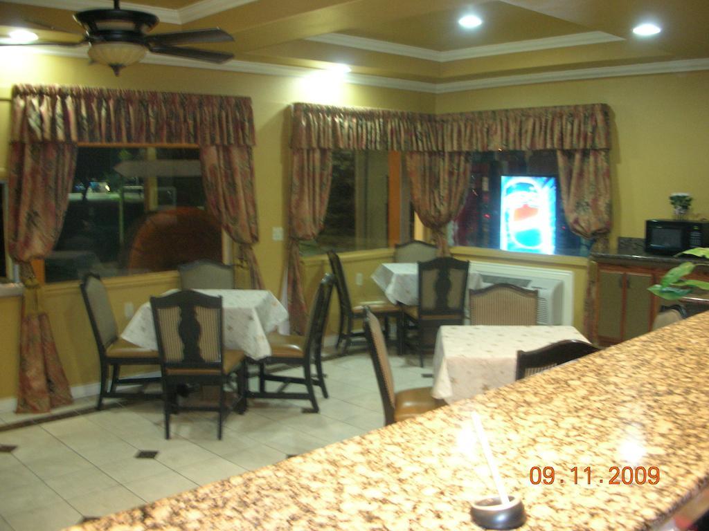 Parkside Inn フレズノ エクステリア 写真