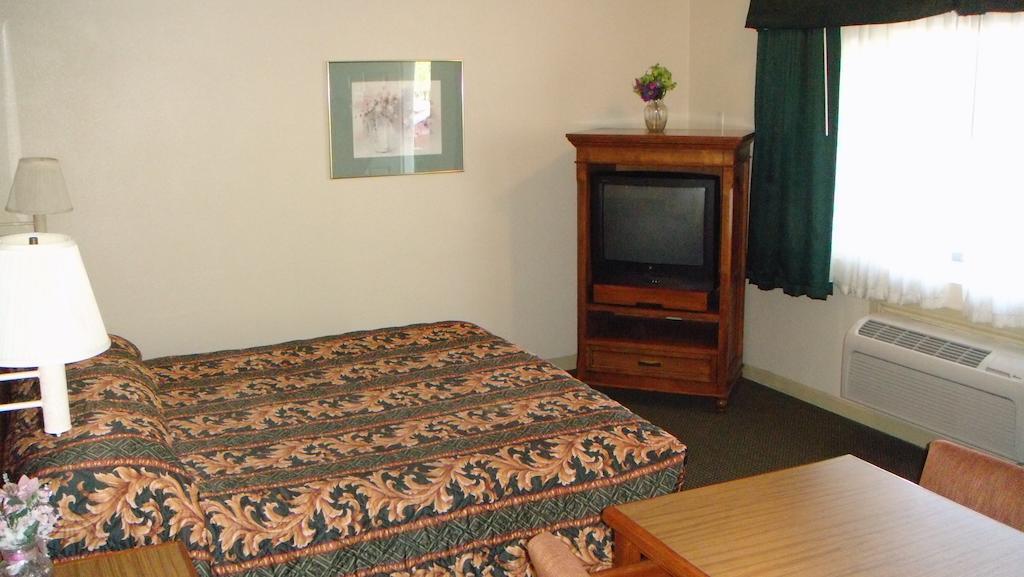 Parkside Inn フレズノ 部屋 写真
