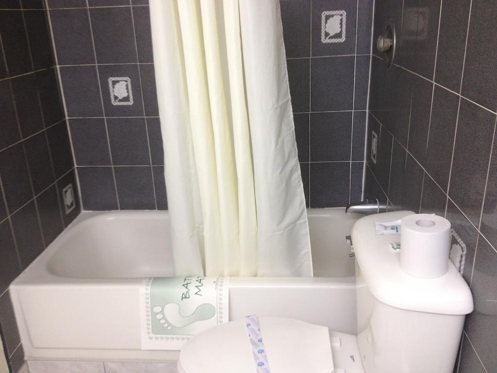 Parkside Inn フレズノ 部屋 写真